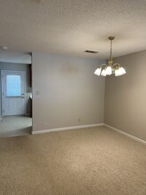 82 Valley Dr in Hartwell, GA - Building Photo - Building Photo