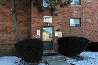 Jarretts Court Apartments in Philadelphia, PA - Foto de edificio - Building Photo