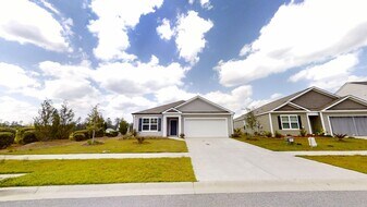 2 Daffodil Dr in Bloomingdale, GA - Building Photo