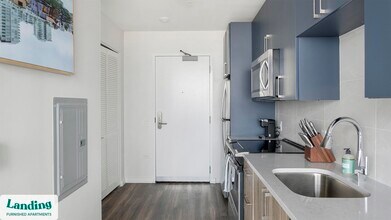 2010 West End Ave in Nashville, TN - Building Photo - Building Photo