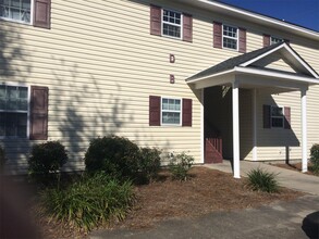 Cumberland Court in Valdosta, GA - Building Photo - Interior Photo