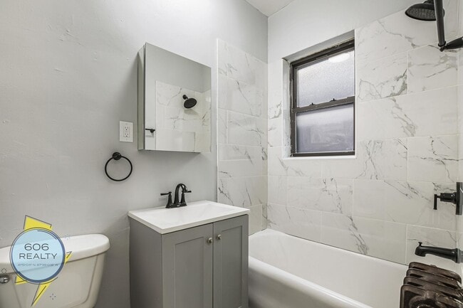 5250 S Drexel Ave in Chicago, IL - Building Photo - Building Photo