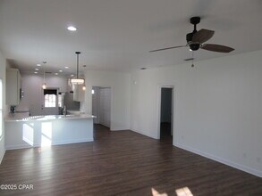 2811 N Panama Ave in Panama City, FL - Building Photo - Building Photo