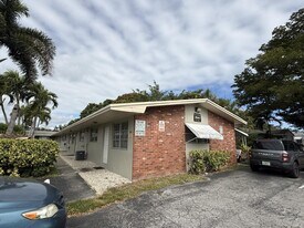 2641 Polk St in Hollywood, FL - Building Photo
