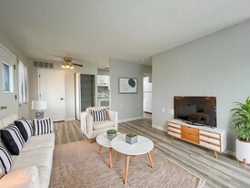 Prairie Village Apartments in Pella, IA - Building Photo