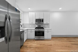 25-61 99th St in Queens, NY - Building Photo - Building Photo