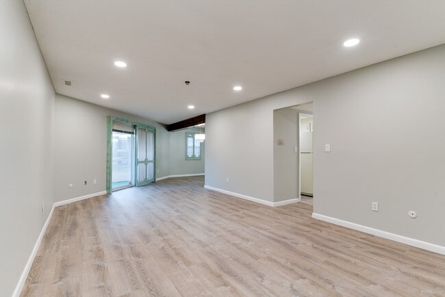 20 Brian Dr in Stoughton, MA - Building Photo - Building Photo