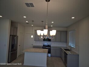 3608 Grappler Cir SE in Palm Bay, FL - Building Photo - Building Photo