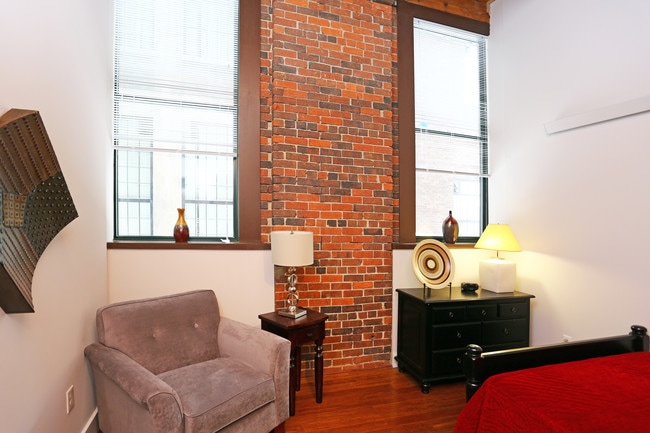 National Biscuit Flats in Des Moines, IA - Building Photo - Interior Photo