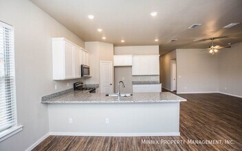 2103 Kirksey Ave in Lubbock, TX - Building Photo - Building Photo