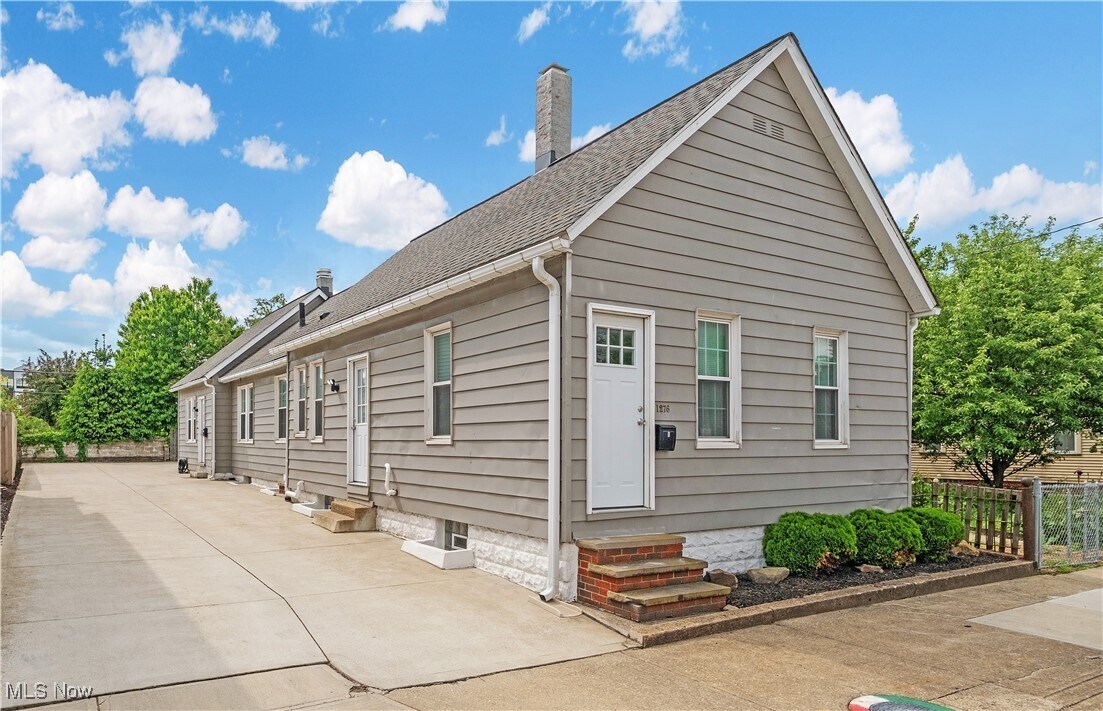 1276 W 67th St in Cleveland, OH - Building Photo
