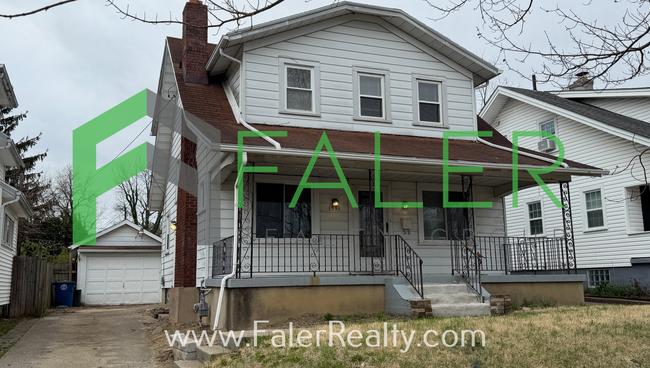 1533 Watervliet Ave in Dayton, OH - Foto de edificio - Building Photo