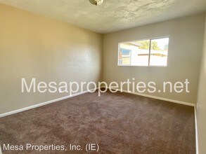 316 W Arrow Hwy in Upland, CA - Foto de edificio - Building Photo