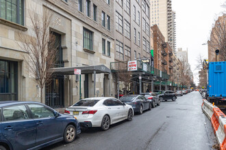 Beckford Tower in New York, NY - Foto de edificio - Building Photo