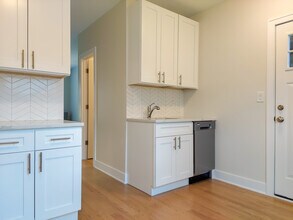 4604 N Winchester Ave, Unit 3C in Chicago, IL - Building Photo - Building Photo