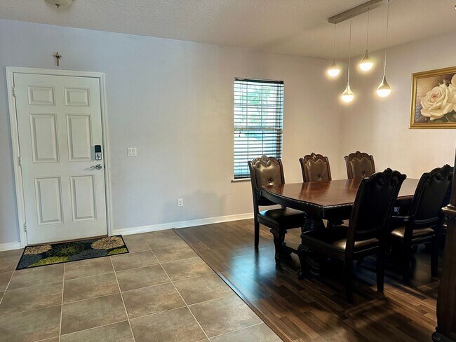 2385 Martins Run in Tavares, FL - Building Photo - Building Photo