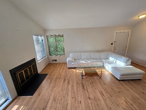 19517 Tiber Ct in Gaithersburg, MD - Building Photo - Building Photo