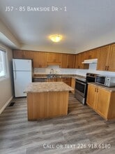 85-J85 Bankside Dr in Kitchener, ON - Building Photo - Building Photo