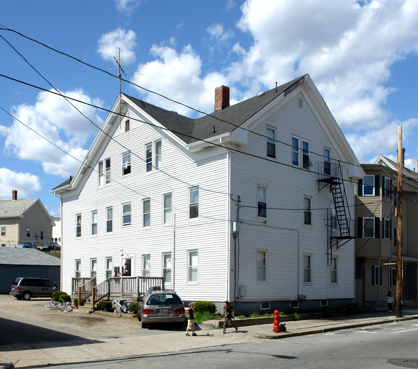 640 Social St in Woonsocket, RI - Building Photo