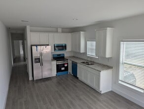 Coco Palms in Cudjoe Key, FL - Foto de edificio - Building Photo