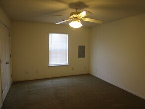 1704-1706-1706 Juniper Dr in Columbia, MO - Building Photo - Building Photo