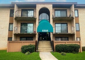 6998 Hanover Pky, Unit 302 in Greenbelt, MD - Building Photo