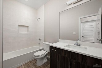 4220 Walnut Ave in McAllen, TX - Building Photo - Building Photo