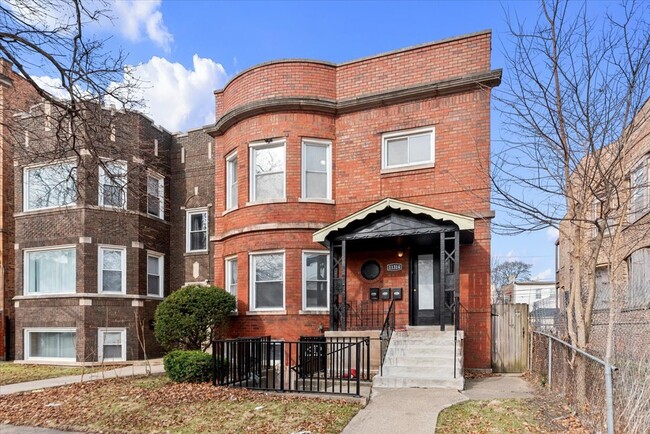 property at 11314 S Prairie Ave