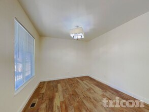 17688 Feather River Ct in Reno, NV - Building Photo - Building Photo