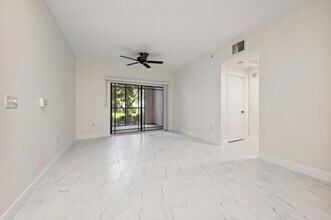 3021 Alcazar Pl in Palm Beach Gardens, FL - Building Photo - Building Photo