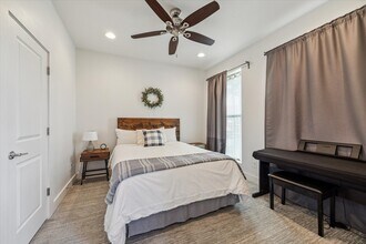 2118 Sabine St in Houston, TX - Building Photo - Building Photo