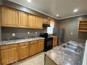 251 Holly Rd NW in Atlanta, GA - Building Photo - Building Photo