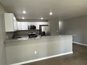 120 S Pearl Ave-Unit -122 S Pearl in Joplin, MO - Building Photo - Building Photo