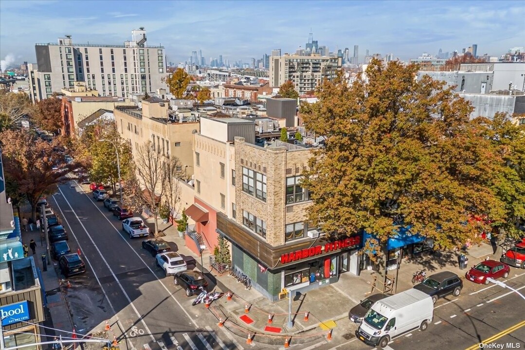 205 15th St, Unit A7 in Brooklyn, NY - Building Photo