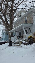 114 E 8th St in Fairmont, MN - Building Photo
