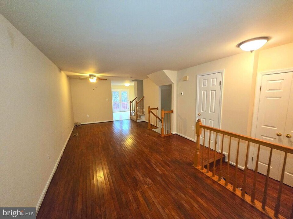 3007 Heritage Springs Ct in Alexandria, VA - Building Photo