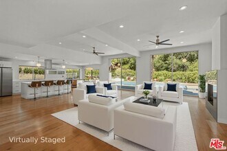 4207 Michelangelo Ave in Los Angeles, CA - Building Photo - Building Photo