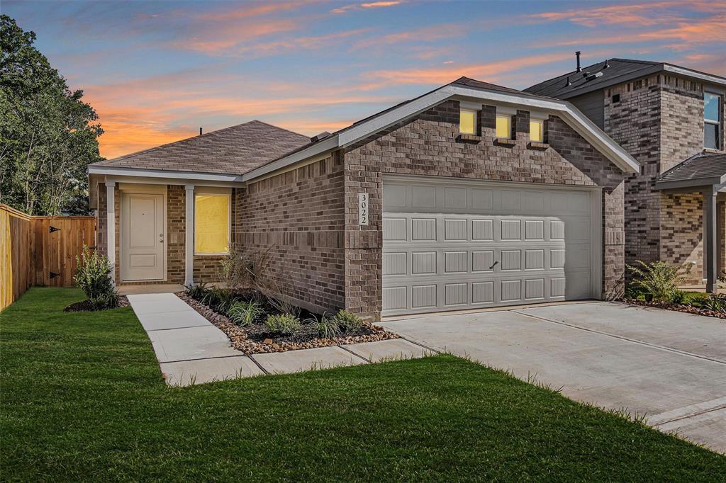 3022 Mallorca Dr in Conroe, TX - Building Photo