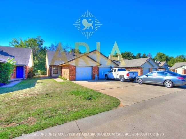 8904 Oak Valley Dr-Unit -8906 Oak Valley Drive in Midwest City, OK - Foto de edificio - Building Photo