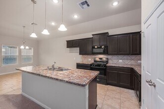 12153 Goliad Ln in Willis, TX - Building Photo - Building Photo