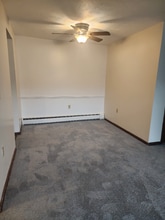 201 Rose Ln St SE in North Canton, OH - Building Photo - Building Photo