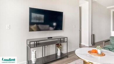 825 Usener St in Houston, TX - Building Photo - Building Photo