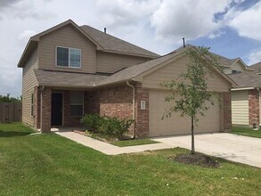 Almeda Meadows in Houston, TX - Building Photo - Interior Photo