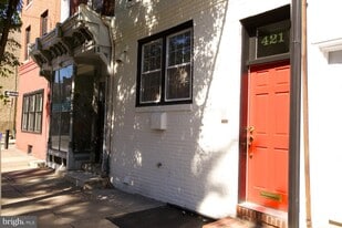 421 S 20th St in Philadelphia, PA - Building Photo