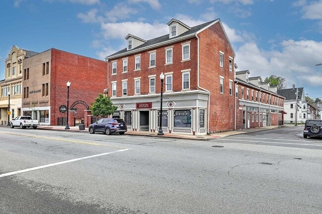 property at 2 Union St