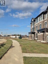 484 Provident Wy in Hamilton, ON - Building Photo - Building Photo