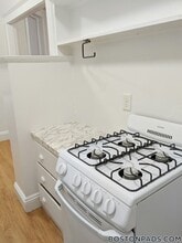 235 Park Dr, Unit 9 in Boston, MA - Building Photo - Building Photo