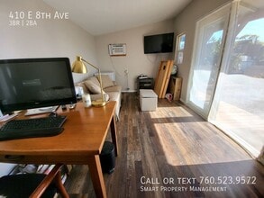 410 E 8th Ave in Escondido, CA - Building Photo - Building Photo