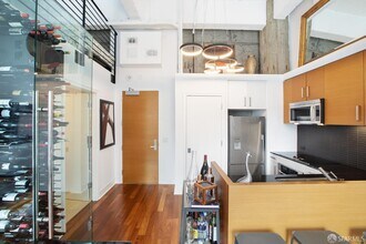 74 New Montgomery St in San Francisco, CA - Building Photo - Building Photo