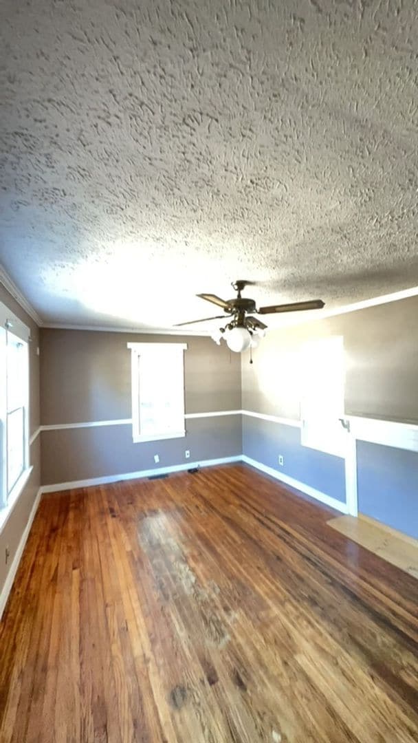 202 Thames St in Greenville, AL - Foto de edificio - Building Photo